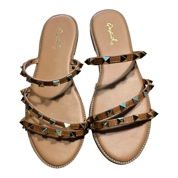Qupid Shoes - Qupid sandals size 6. NWOT
